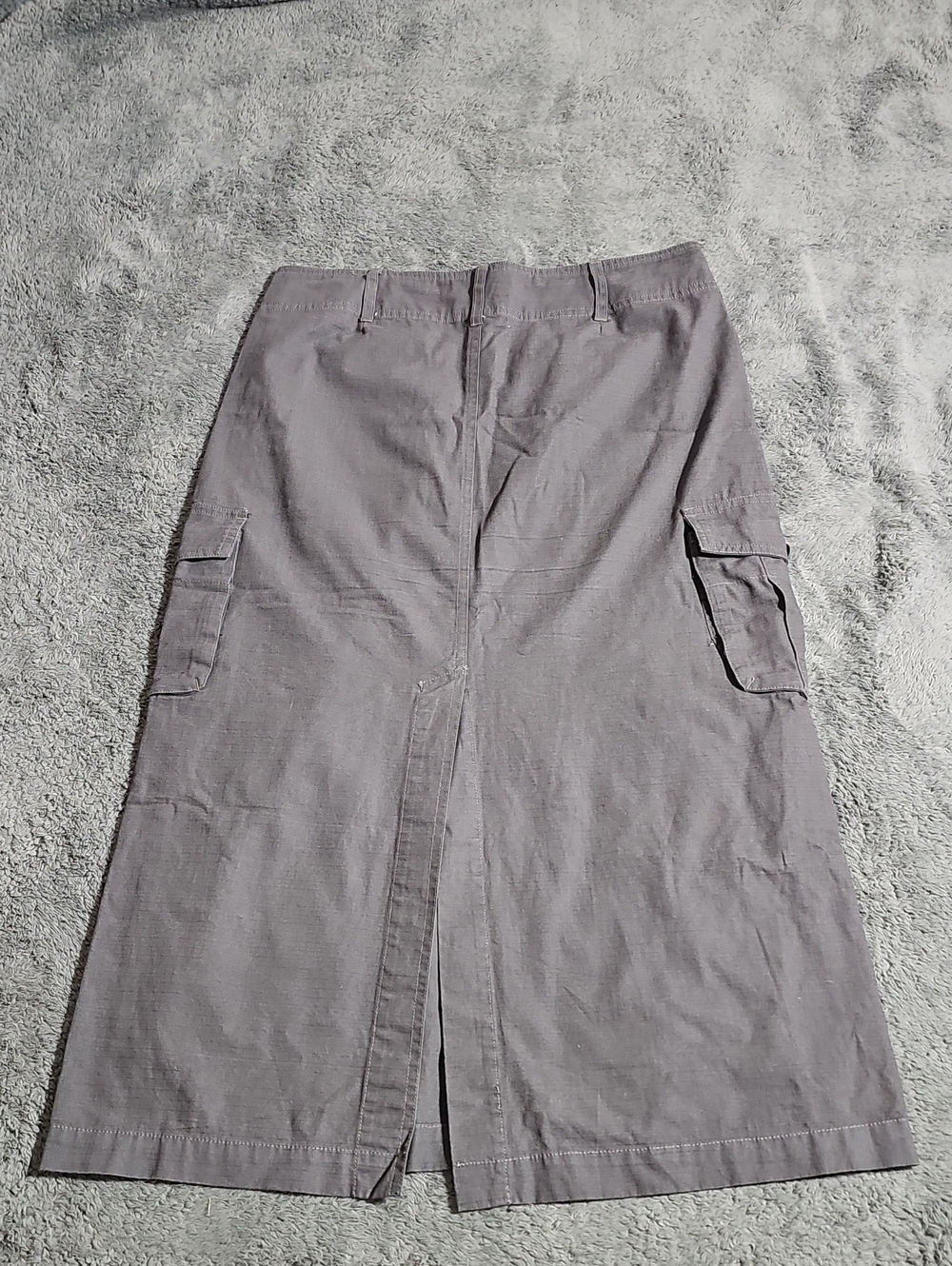 Brandy Melville Cargo Midi Skirt Charcoal Ripstop Utility Gorpcore Slit 30 Waist - Picture 5 of 8